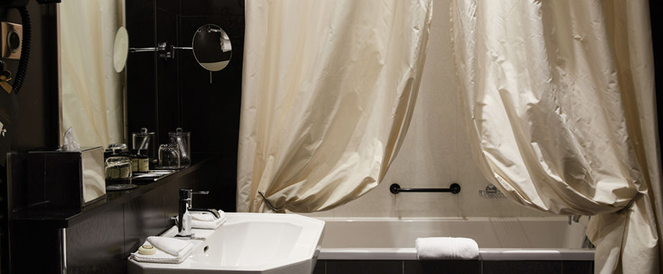 Le Grand Hôtel Cabourg - MGallery ★★★★★ - Last Minute -  - Cabourg, France