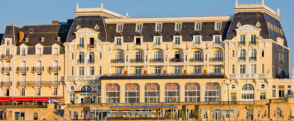 Le Grand Hôtel Cabourg - MGallery ★★★★★ - Last Minute -  - Cabourg, France