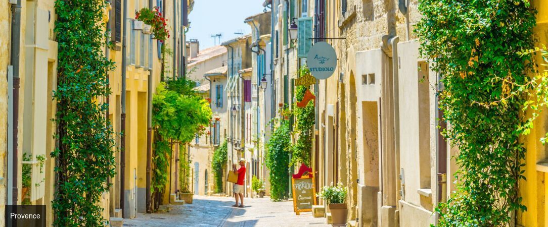 Château d'Arpaillargues ★★★★ - Découvrez la vie de château dans le sud de la France. - Uzès, France