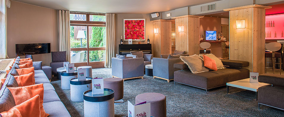 Mercure Chamonix Centre ★★★★ - Last Minute - Rustic chalet-style rooms nestled in a wintry paradise. - Chamonix, France