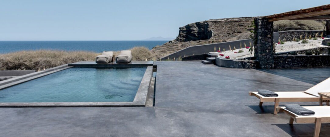 Colombos Beachfront - Santorini's seaside oasis: where waves meet luxury. - Santorini, Greece