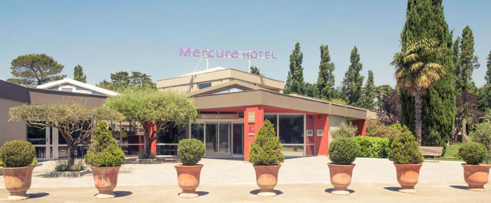 Mercure Orange Centre ★★★★ - Last Minute - Modern meets ancient in the verdant French Provence. - Orange, France