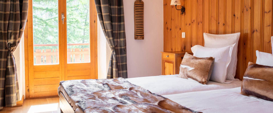 Grand Hôtel & Kurhaus - Le Paradis Blanc entre les monts & forêt suisses. - Arolla, Suisse
