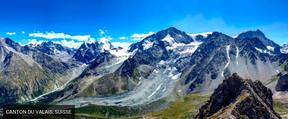 Grand Hôtel & Kurhaus - Le Paradis Blanc entre les monts & forêt suisses. - Arolla, Suisse