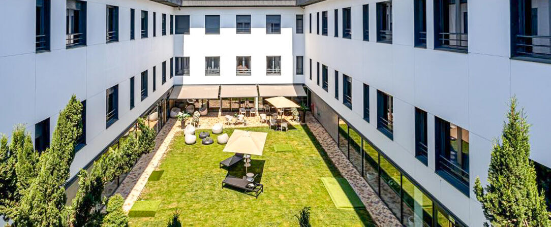 Les Jardins de Saint-Cloud - Un havre de paix élégant avec studios modernes & piscine chauffée, dans un cadre verdoyant aux portes de Paris. - Saint-Cloud, France