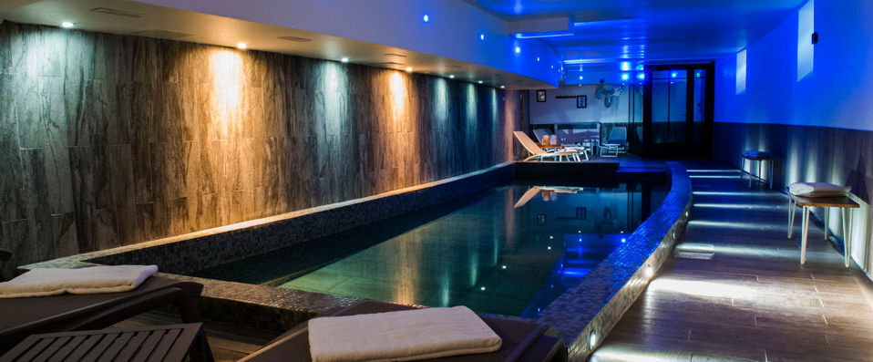 Rock Noir & Spa ★★★★ - Appel d’air : les Alpes chic & plurielles vous attendent ! - Hautes-Alpes, France