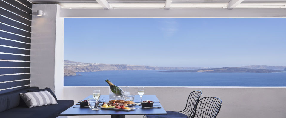 Mr and Mrs White Santorini-Champagne All Inclusive ★★★★ - Paradis bleu dans les îles grecques. - Santorin, Grèce