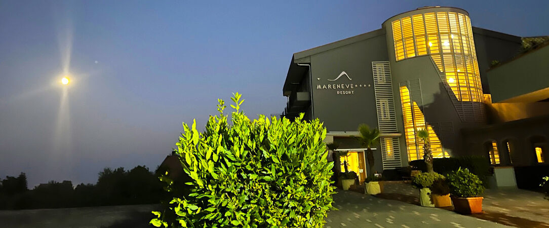 Mareneve Resort ★★★★ - A luxurious paradise looking onto Mount Etna. - Sicily, Italy