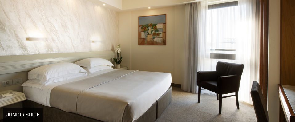 Hotel Grifone Firenze ★★★★ - Da Vinci, Michelangelo, Boccaccio…see where such artistic genius all began. - Florence, Italy