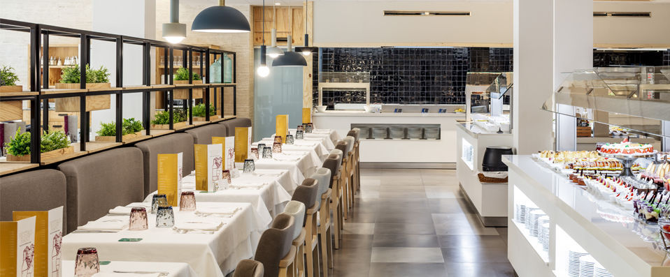 Aqua Hotel Bertran Park ★★★★ - Watch the coastline dance into the horizon in this enchanting Spanish pied-a-terre. - Costa Brava, Spain
