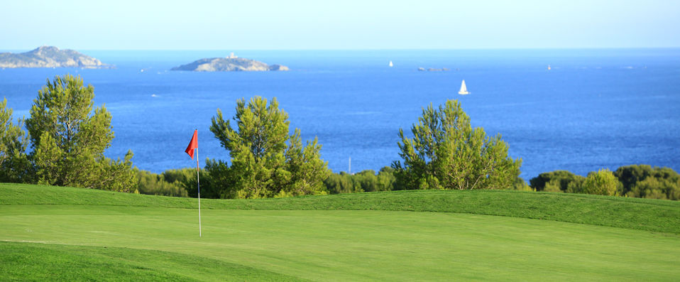 The Fregate Provence ★★★★ - Last Minute - Experience an enriching, invigorating calm in true Provencal style. - Bandol, France