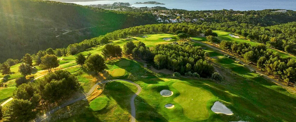 The Fregate Provence ★★★★ - Last Minute - Experience an enriching, invigorating calm in true Provencal style. - Bandol, France