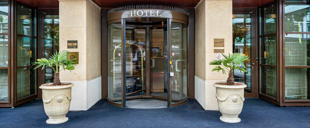 Hôtel Royal Manotel ★★★★ - L’adresse royale qui vous transporte au cœur de Genève. - Genève, Suisse