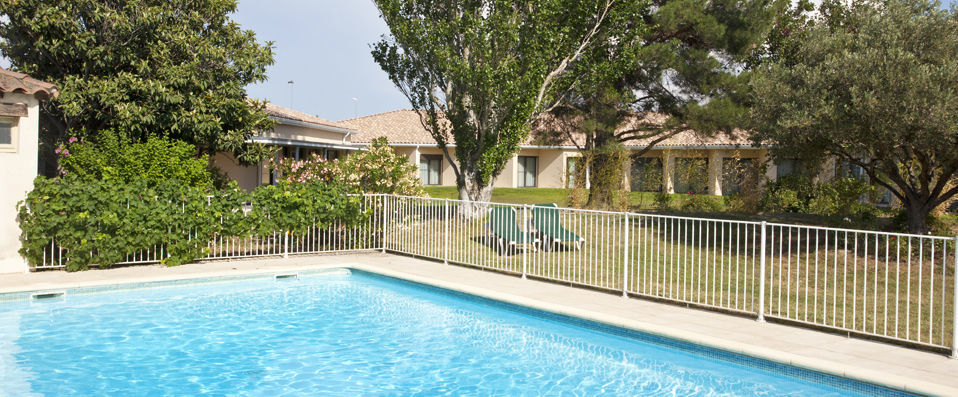 Best Western Le Paradou - Last Minute - A relaxing stay of Provencal charm. - Avignon, France