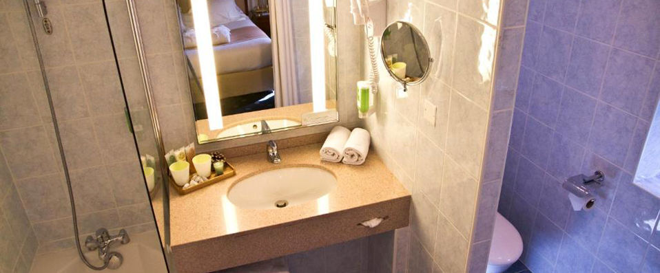 Best Western Capitouls Toulouse ★★★★ - Last Minute - An elegant hotel with whimsical Toulouse charm. - Toulouse, France