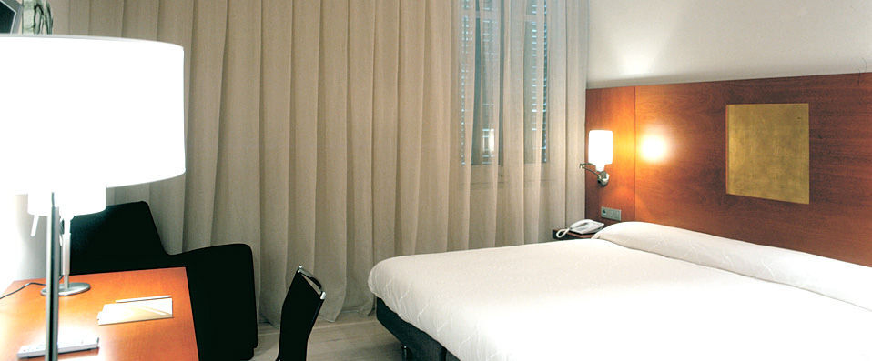 Hotel Sant Roc ★★★★ - Découverte du folklore de la Catalogne, aux portes des Pyrénées - Lérida, Espagne