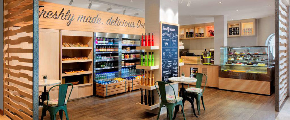 Hyatt Regency Dubai ★★★★★ - An iconic 5-star stay in a city like no other. - Dubai, United Arab Emirates