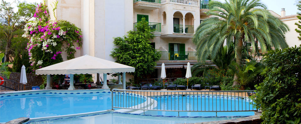 Lago Garden Hotel & Spa ★★★★★ - In the shade of the palms, enjoy a taste of the Mediterranean life. - Mallorca, Spain