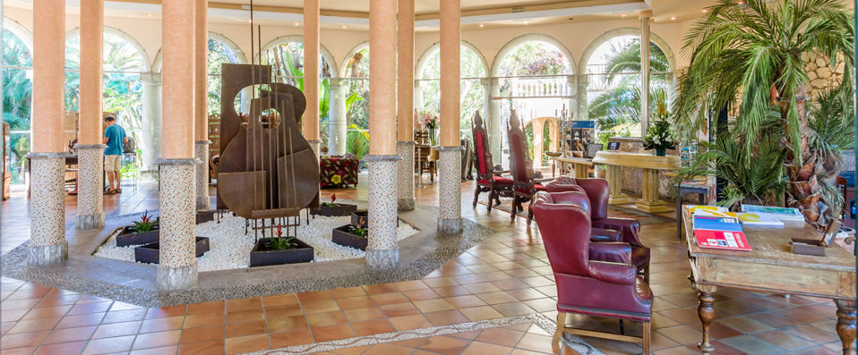Lago Garden Hotel & Spa ★★★★★ - In the shade of the palms, enjoy a taste of the Mediterranean life. - Mallorca, Spain