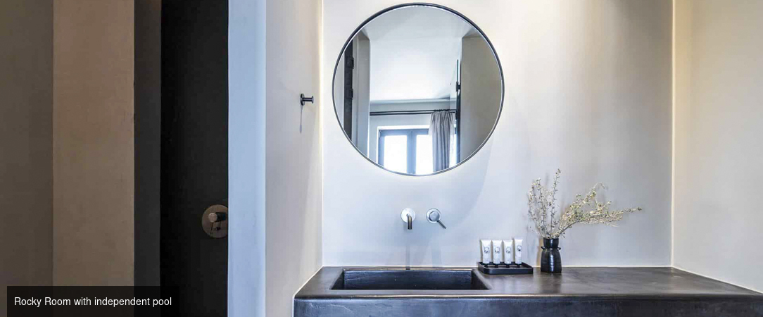 Nimbus Santorini ★★★★ - Adults Only - The perfect couple’s getaway to bask in Santorini’s natural beauty. - Santorini, Greece