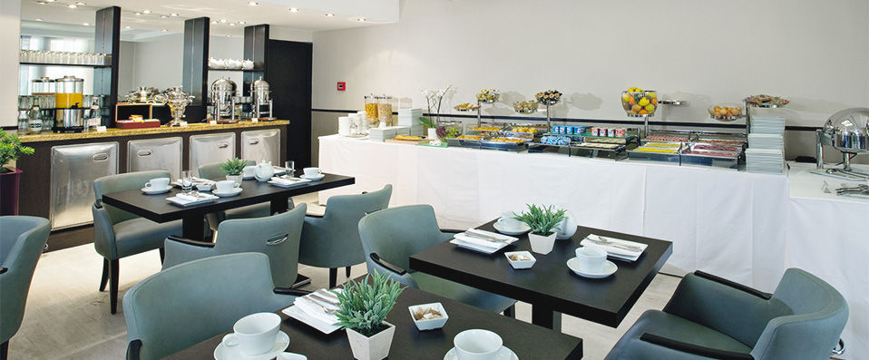 Neho Suites Cannes Croisette ★★★★ - Live the celeb lifestyle in glamorous Cannes. - Cannes, France