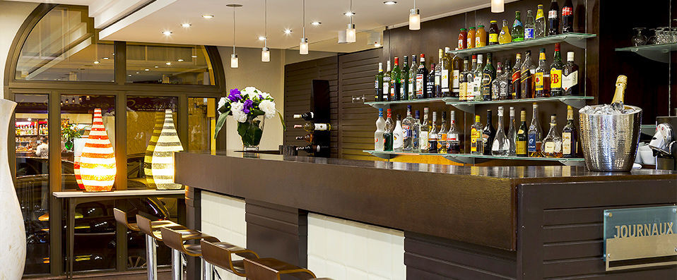 Neho Suites Cannes Croisette ★★★★ - Live the celeb lifestyle in glamorous Cannes. - Cannes, France