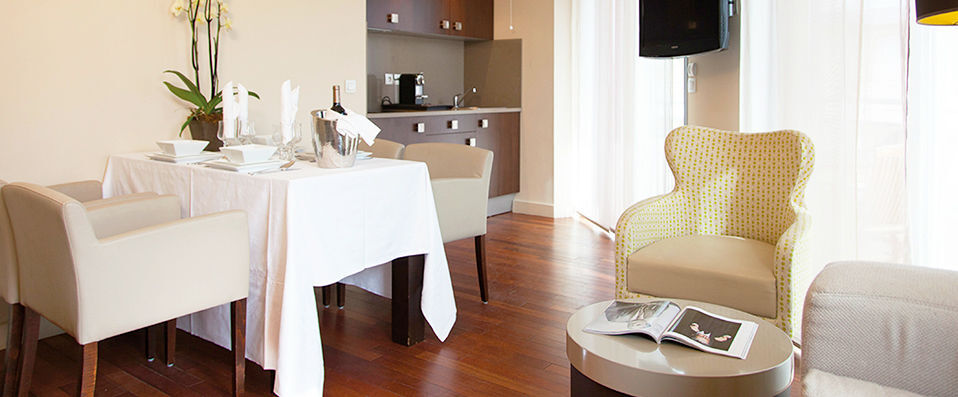 Nehô Suites Cannes Croisette ★★★★ - Dernière minute - Escapade de rêve à quelques pas de la Croisette. - Cannes, France