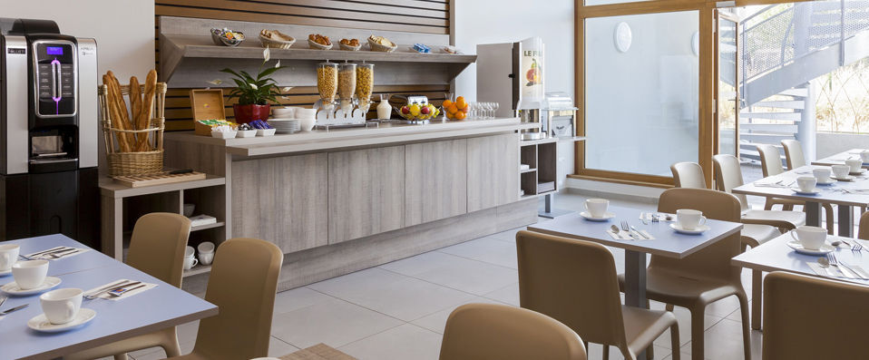 Nehô Suites Porte de Genève - Last minute - A warm cocoon of relaxation at the foot of Mont Blanc. - Annemasse, France