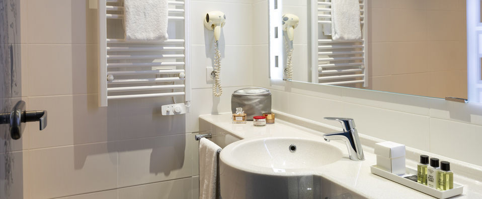 Roi Soleil Prestige Colmar ★★★★ - Last Minute - A trip back to the 15th century in colourful Colmar. - Colmar, France