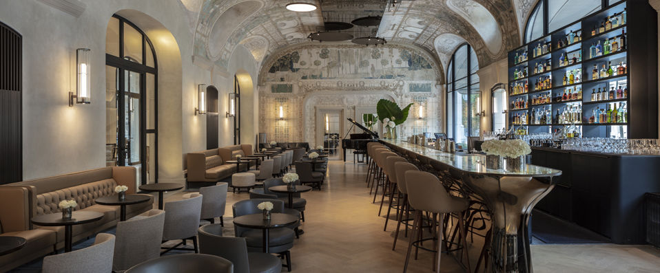 Hôtel Lutetia ★★★★★ - Discover the rich history of a Parisian Palace. - Paris, France