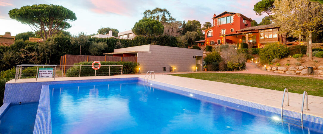 Hotel Mas Ses Vinyes ★★★★ - Adults Only - A 17th century farmhouse on the golden Costa Brava. - Costa Brava, Spain