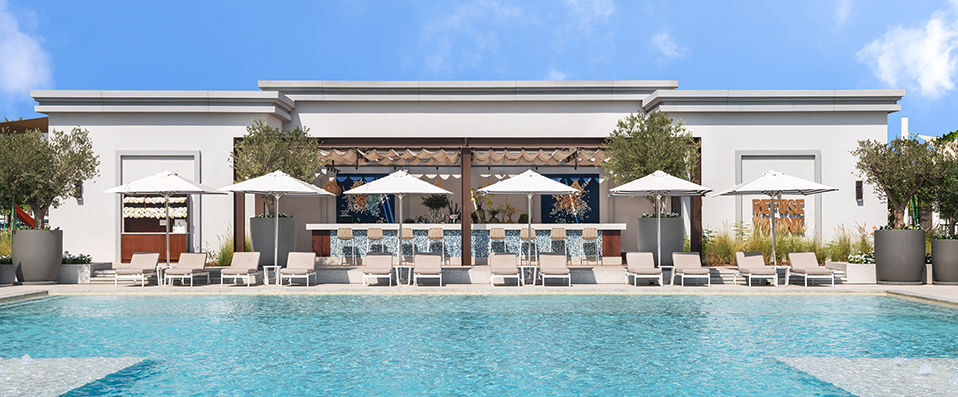  - Arabian luxury in a heavenly beachfront resort. - Dubai, United Arab Emirates