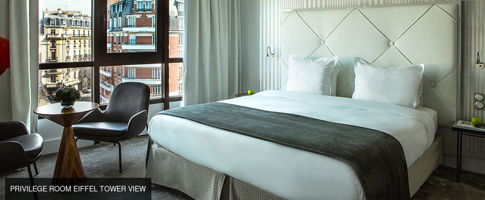 Le Parisis - Paris Tour Eiffel ★★★★ - Last Minute - Romantic Parisian getaway with breath-taking views of the Eiffel Tower. - Paris, France