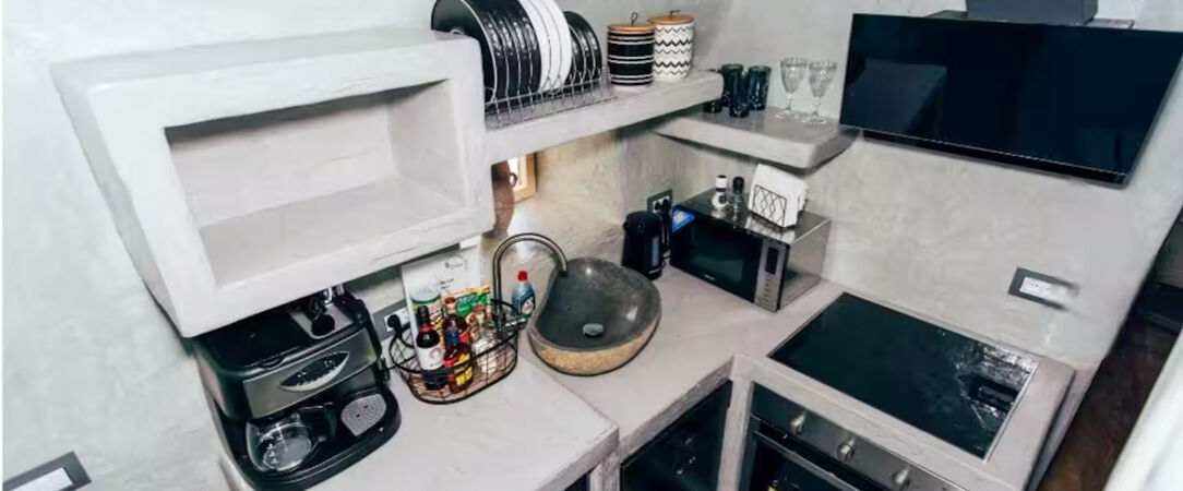 Valsamo Suites Santorini ★★★★ - A romantic luxury escape to Santorini. - Santorini, Greece