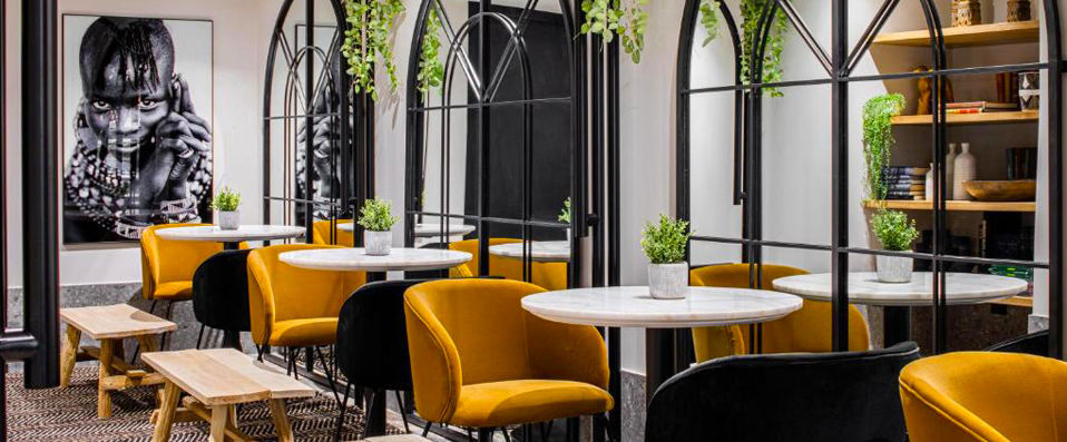 Maisons du Monde Hôtels & Suites ★★★★ - A homely stay in a stylish boudoir by the port of Marseille. - Marseille, France