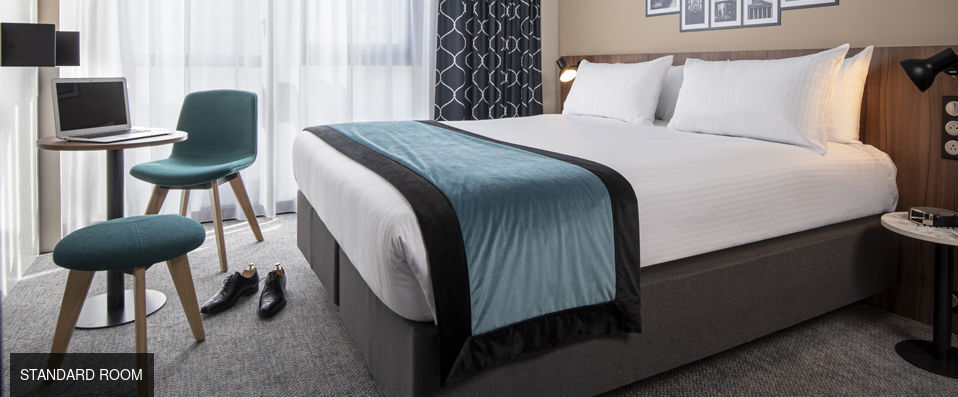 Mercure Paris Montparnasse Pasteur ★★★★ - Last Minute - Laid-back hotel in central Paris, with references to the famous scientist Louis Pasteur. - Paris, France