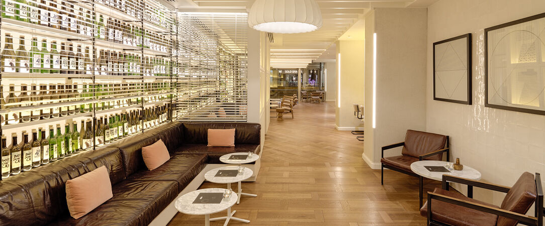 H10 Universitat ★★★★ - A central stay in the cosmopolitan city of Barcelona. - Barcelona, Spain