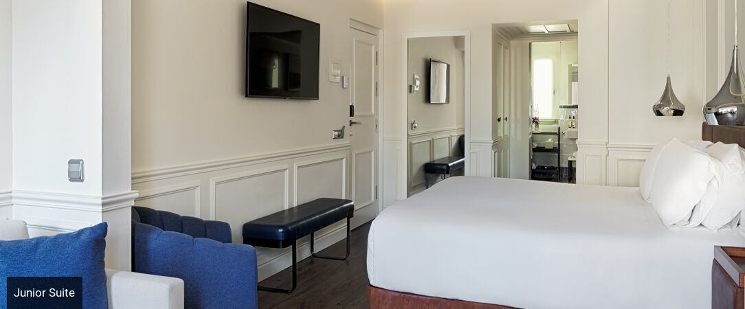 H10 Universitat ★★★★ - A central stay in the cosmopolitan city of Barcelona. - Barcelona, Spain