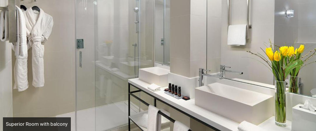 H10 Universitat ★★★★ - A central stay in the cosmopolitan city of Barcelona. - Barcelona, Spain