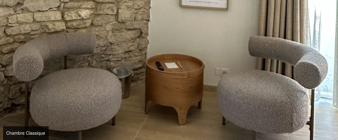 Le Mas des Romarins - A luxurious escape in the charming Gordes. - Gordes, France