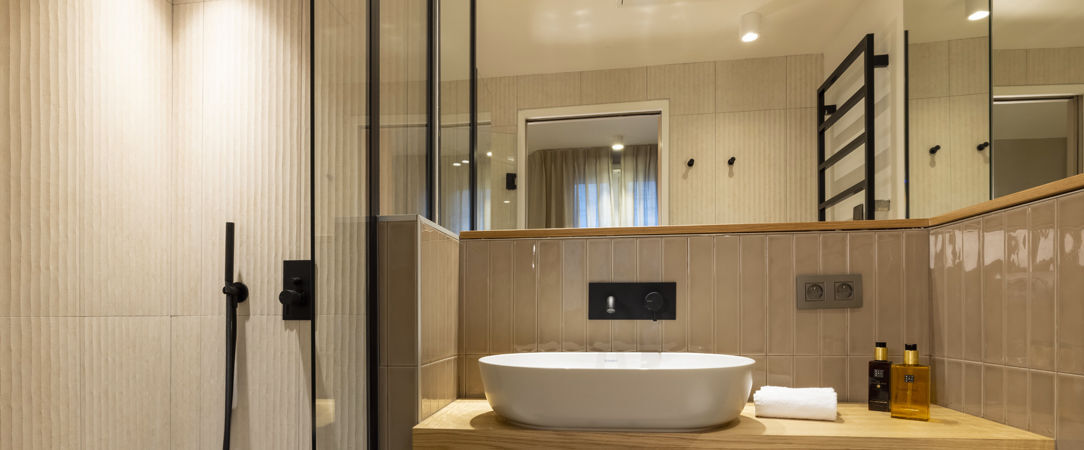 Hôtel Beige ★★★★ - Contemporary comforts in classic architecture for a timeless Parisian stay - Paris, France