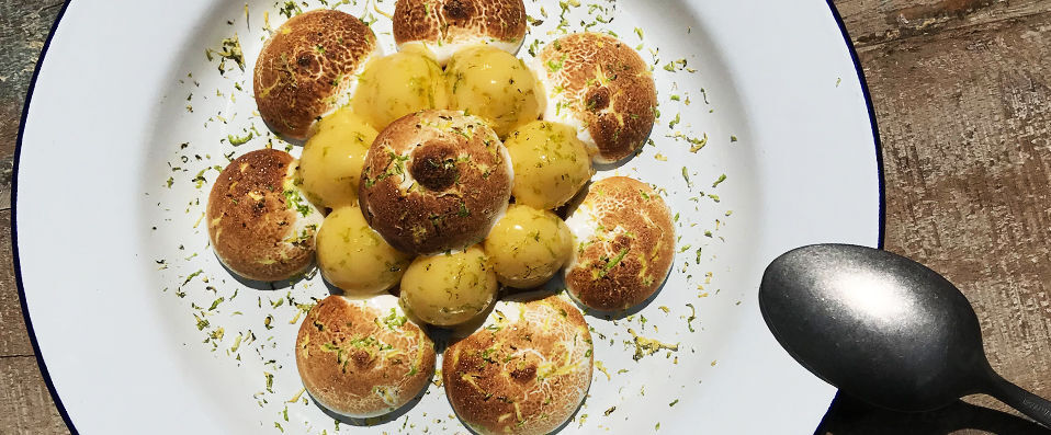 Kube Paris Hotel ★★★★ - Dernière minute - Cutting-edge technology and world-class style in Paris. - Paris, France