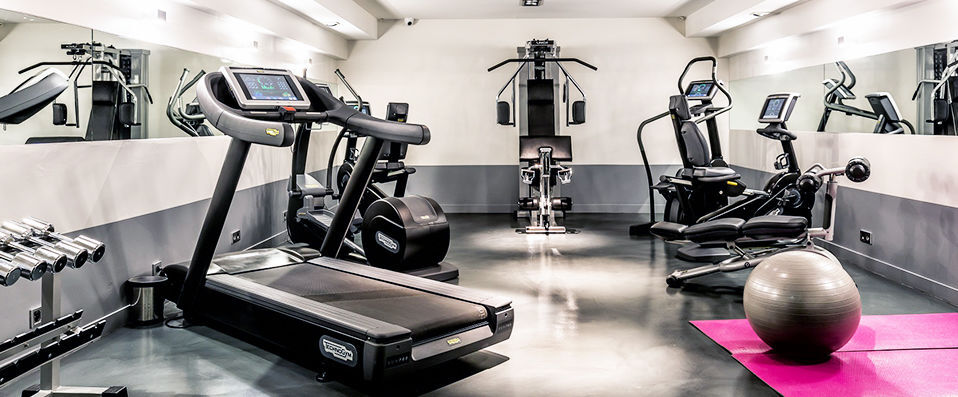 Kube Paris Hotel ★★★★ - Dernière minute - Cutting-edge technology and world-class style in Paris. - Paris, France