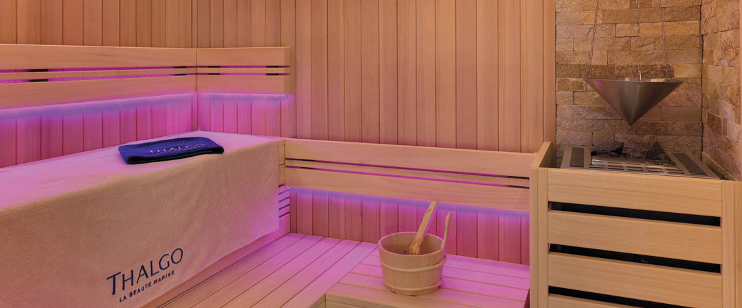 Demeure Montaigne ★★★★★ - Intimate charm meets luxury in one of Paris’s most exclusive addresses - Paris, France