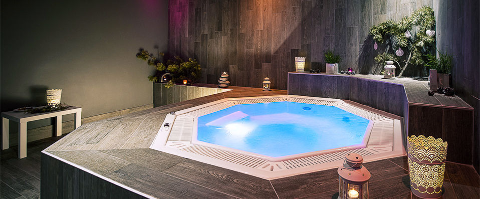 Hôtel Le Pic Blanc ★★★★ - Dernière minute - Quelques jours à la montagne dans un véritable chalet au confort parfait. - Alpe d'Huez, France