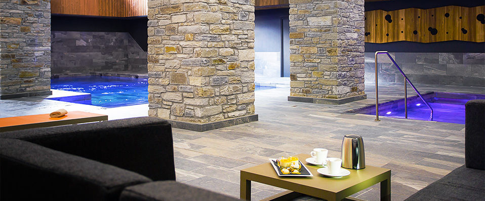 Hôtel Saint Charles Val Cenis ★★★★ - Dernière minute - Adresse privilégiée en plein cœur de la Savoie. - Savoie, France