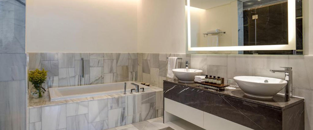 Th8 Palm ★★★★★ - True luxury in an art-inspired hotel in Dubai. - Dubai, United Arab Emirates