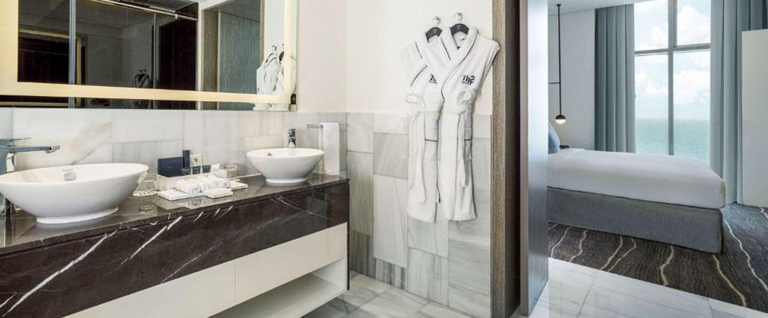 Th8 Palm ★★★★★ - True luxury in an art-inspired hotel in Dubai. - Dubai, United Arab Emirates