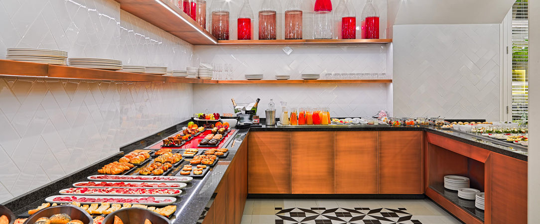 H10 Cubik ★★★★ Sup - Exclusive stay in the heart of Barcelona. - Barcelona, Spain