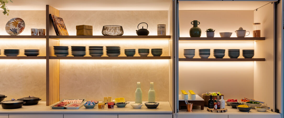 AC Hotel Paris Porte Maillot by Marriott ★★★★ - Explore Paris in elegance from the 17th arrondissement. - Paris, France